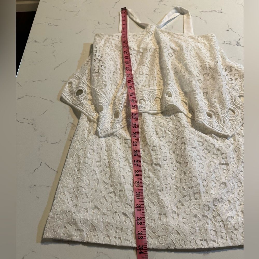 Lilly Pulitzer Pearson White Oyster Shell Lace Handkerchief Popover Dress Size 4 - Picture 4 of 6